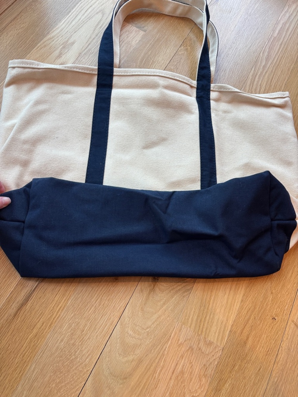 Lands’ End Canvas Tote Bag Navy Cream Embroidered Logo NWOT - Picture 4 of 6